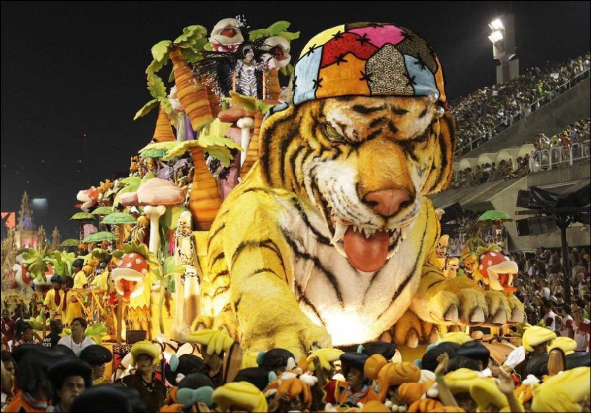 Carnival-in-Rio-de-Janeiro2