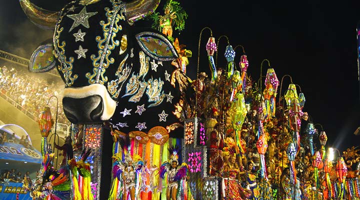live-brazil-rio-de-janeiro-sambadome-samba-schoolparade-float-carnival-biggest