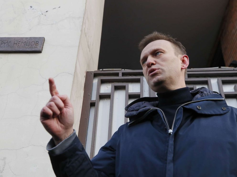 PHOTO: Russian opposition leader Alexei Navalny delivers a speech near a commemorative plaque in honor of slain Russian opposition figure Boris Nemtsov during a ceremony in Moscow, March 17, 2018.
