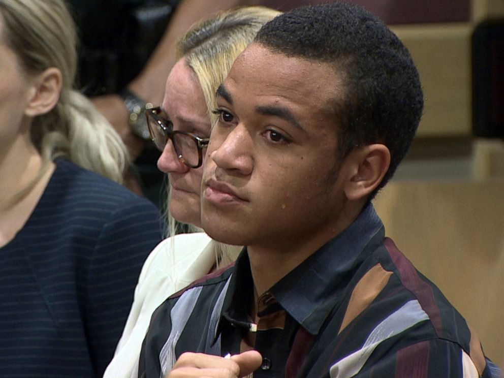 PHOTO: This frame grab shows Zachary Cruz crying as his brother, Nikolas Cruz is arraigned at the Broward County Courthouse in Fort Lauderdale, Fla., March 14, 2018. 