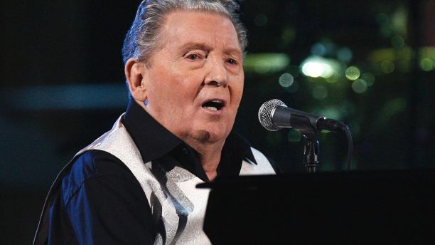 Musician Jerry Lee Lewis performs during the second of two 25th Anniversary Rock & Roll Hall of Fame concerts in New York October 30, 2009.