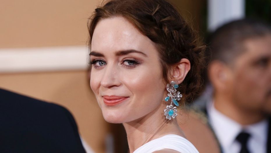 Actress Emily Blunt arrives at the 72nd Golden Globe Awards in Beverly Hills, California January 11, 2015.