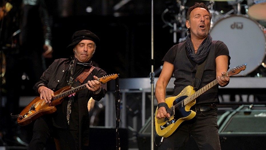 Nils Lofgren, guitarist of Bruce Springsteen's E Street Band, had four guitars and other equipment stolen before his Dallas show. 