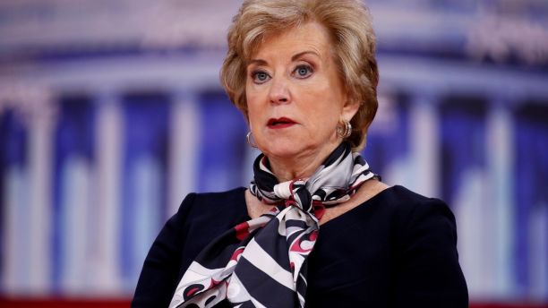 Administrator of the Small Business Administration Linda McMahon speaks at the Conservative Political Action Conference (CPAC) at National Harbour, Maryland, U.S., February 23, 2018. REUTERS/Joshua Roberts - RC19B6DD2E10