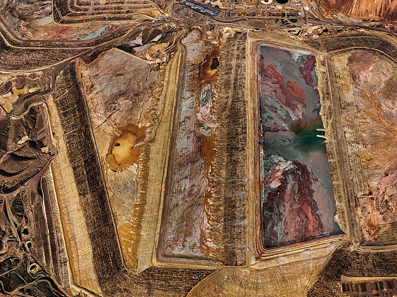 Edward Burtynsky - Morenci Mine #2, Clifton, Arizona, USA, 2012