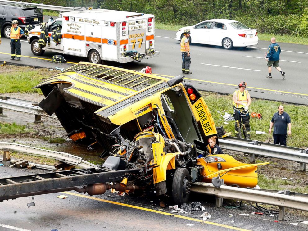 PHOTO: Multiple injuries have been reported after a serious crash between school bus carrying middle school students and dump truck on a New Jersey highway, according to police, May 17, 2018.