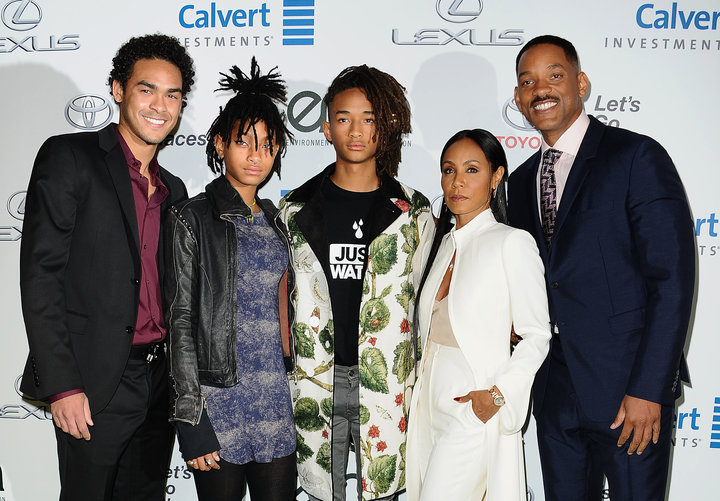 Trey Smith, Willow Smith, Jaden Smith, Jada Pinkett Smith and Will Smith pictured together in 2016.&nbsp;