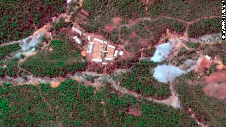 North Korea blows up tunnels at Punggye-ri nuclear test site