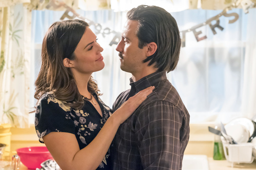 Mandy Moore and Milo Ventimiglia as Rebecca and Jack Pearson on "This Is Us."&nbsp;