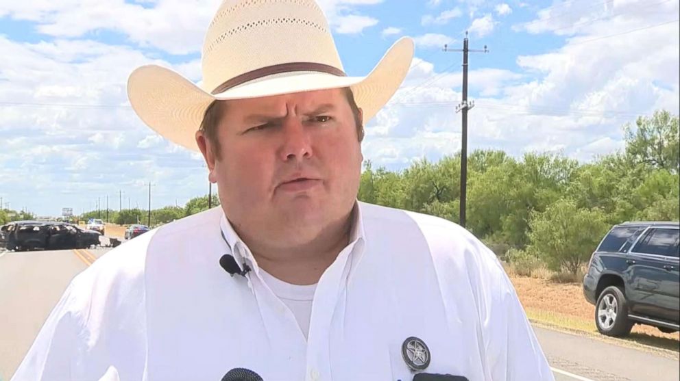 PHOTO: Demmet County Sheriff Marion Boyd speaks at the scene where five undocumented immigrants were killed when an SUV they were in crashed near Big Wells, Texas, June 17, 2018.