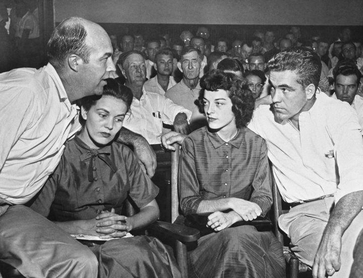 (From left) J.W. Milam; his wife, Juanita Milam; Carolyn Bryant; and Roy Bryant during the men&rsquo;s murder trial in 1955. 
