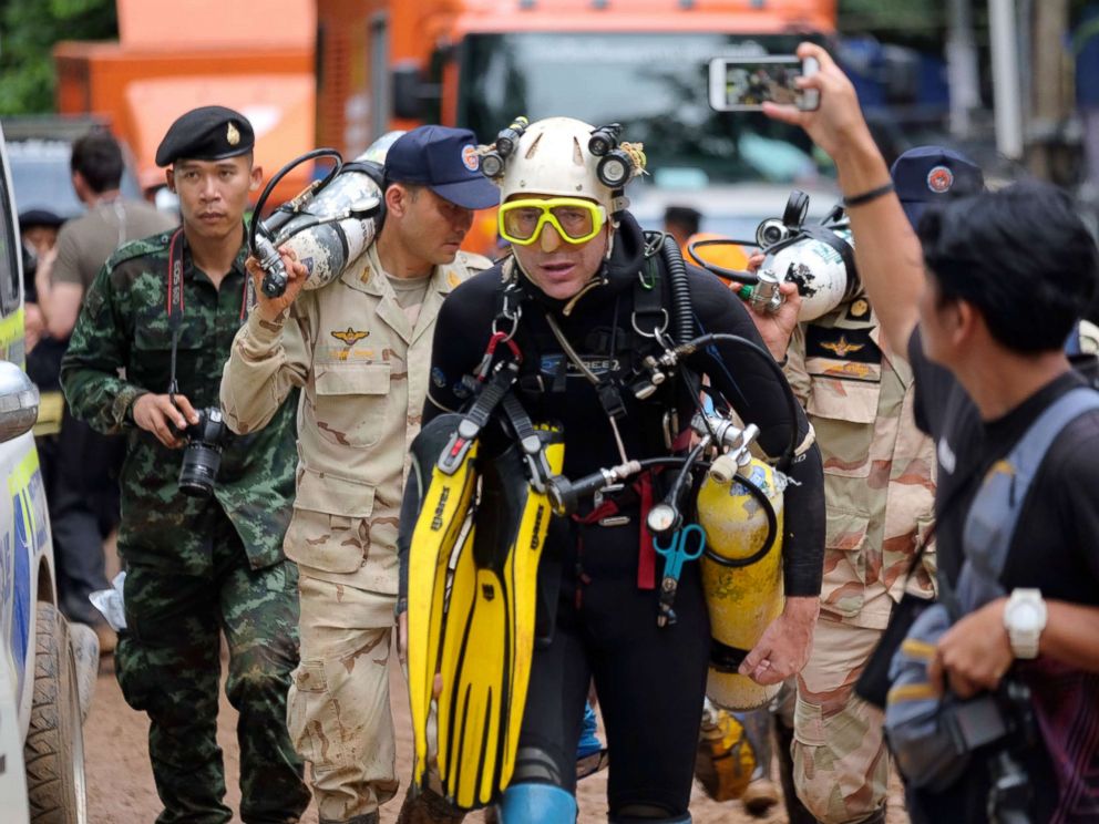 PHOTO: British cave-diver John Volanthen walks out from Tham Luang Nang Non cave in full kit without any response to reporters questions, June 28, 2018, in Chiang Rai, Thailand.