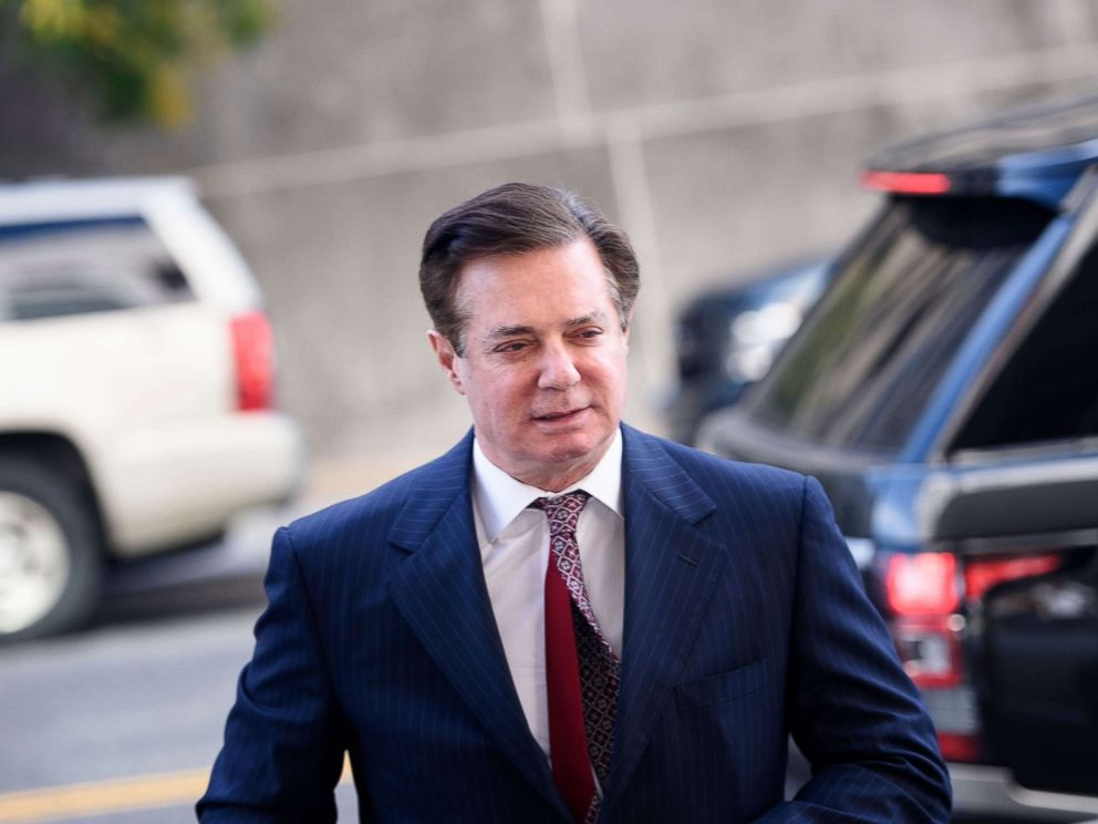 PHOTO: Paul Manafort arrives for a hearing at U.S. District Court on June 15, 2018 in Washington.