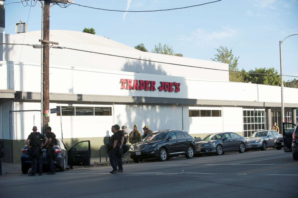 PHOTO: Police respond to a hostage situation at a Trader Joes store in Los Angeles, July 21, 2018.