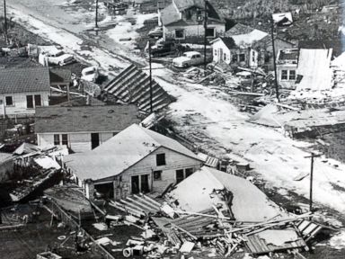 Slideshow: Worst hurricanes in US history