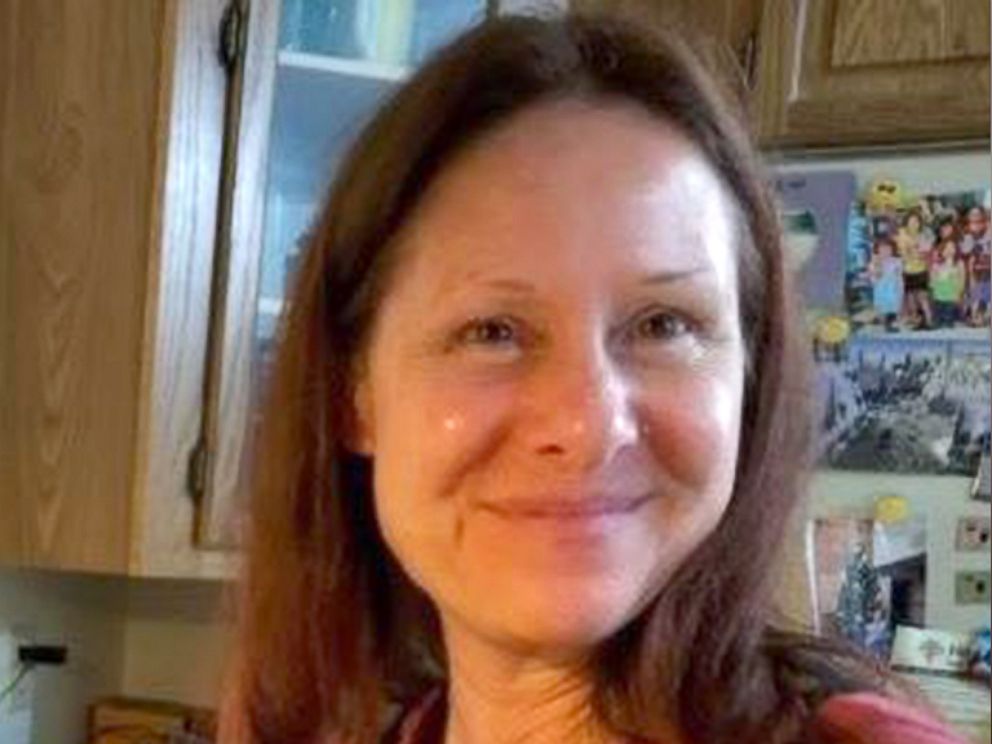 PHOTO: Search and rescue crews are looking for a Gresham woman, Diana Bober, 55, in the Mount Hood area in Clackamas County Oregon after authorities said they found her car near the Zigzag Ranger Station.