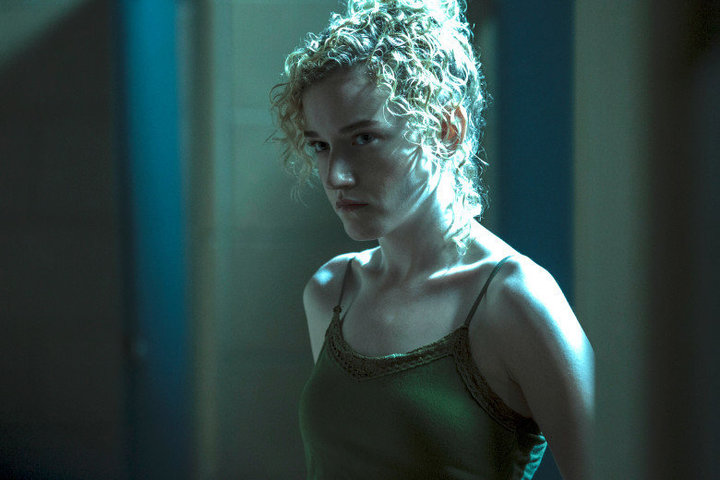Ruth Langmore, played by Julia Garner, is an Ozark native with a criminal mind.&nbsp;