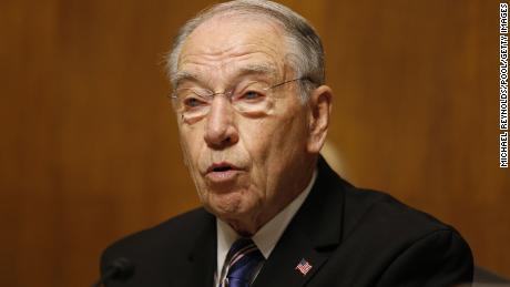 Grassley: Chief Justice Roberts &#39;could create the center&#39; on the Supreme Court