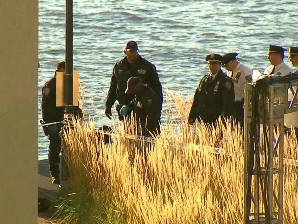 PHOTO: The bodies of two women were found washed up from the Hudson River off the Upper West Side in New York, Oct. 24, 2018. 
