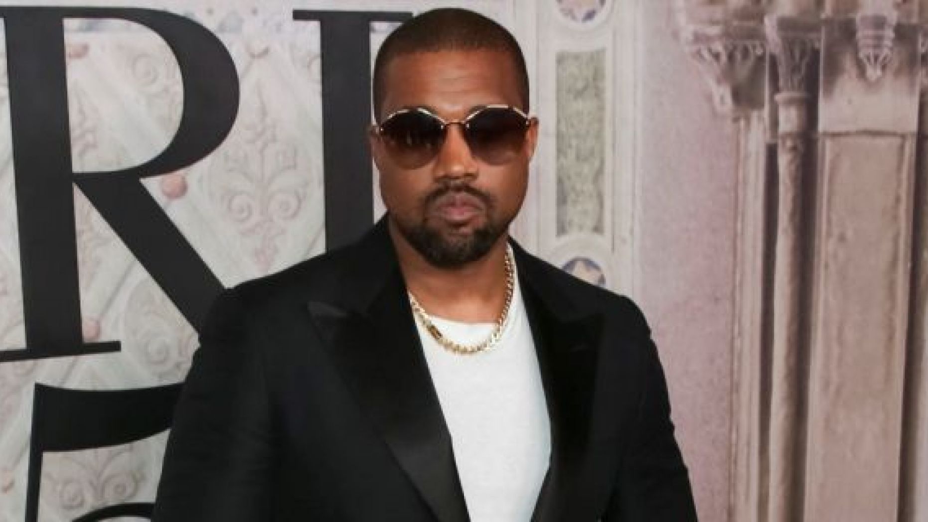 Kanye West appeared to have deleted his Twitter and Instagram accounts on Saturday night.