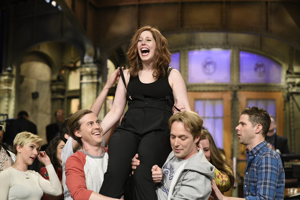 Vanessa Bayer getting carried off stage after her last "SNL" show on May 20, 2017.&nbsp;