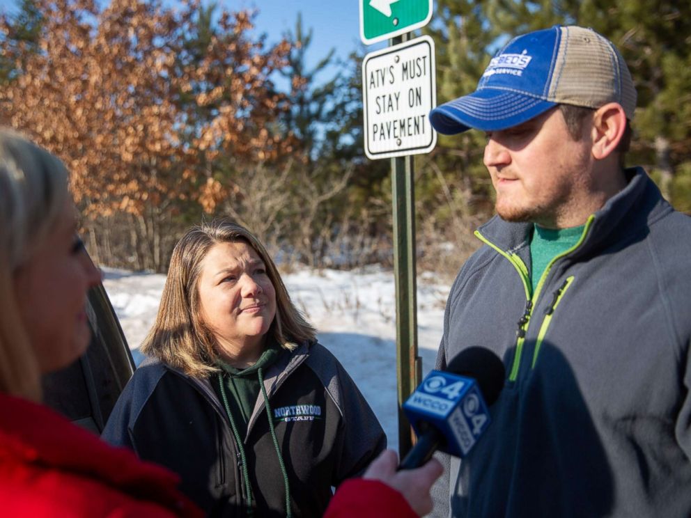 PHOTO: Peter and Kristin Kasinkas speak to the press on Jan. 11, 2019 in Gordon, Wis., one day after missing teenager Jayme Closs escaped captivity.