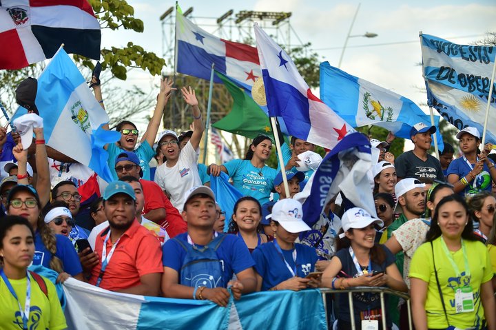 Pilgrims from all over the world crowd the historic center of Panama City on the eve of the arrival of Pope Francis for the W