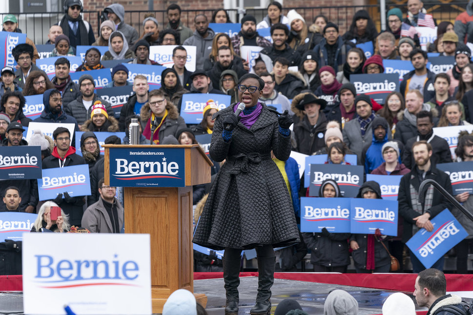 Former Ohio state Sen. Nina Turner (D) introduces Sanders at his first presidential campaign rally in Brooklyn on Saturday. T