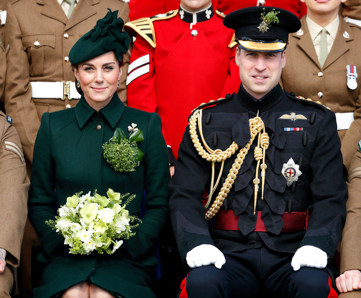 The Duke and Duchess of Cambridge posing for a regiment photo.&nbsp;