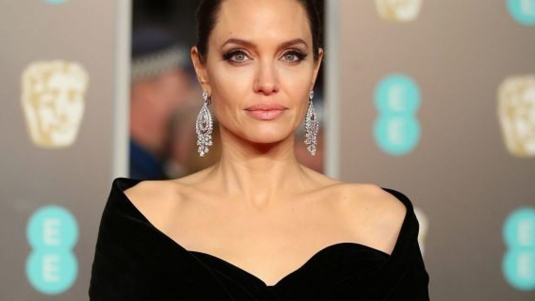 Angelina Jolie is reportedly in talks to have a role in the new Marvel superhero movie, “The Eternals,” according to The Hollywood Reporter.