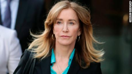 Felicity Huffman issues apology over college admissions case