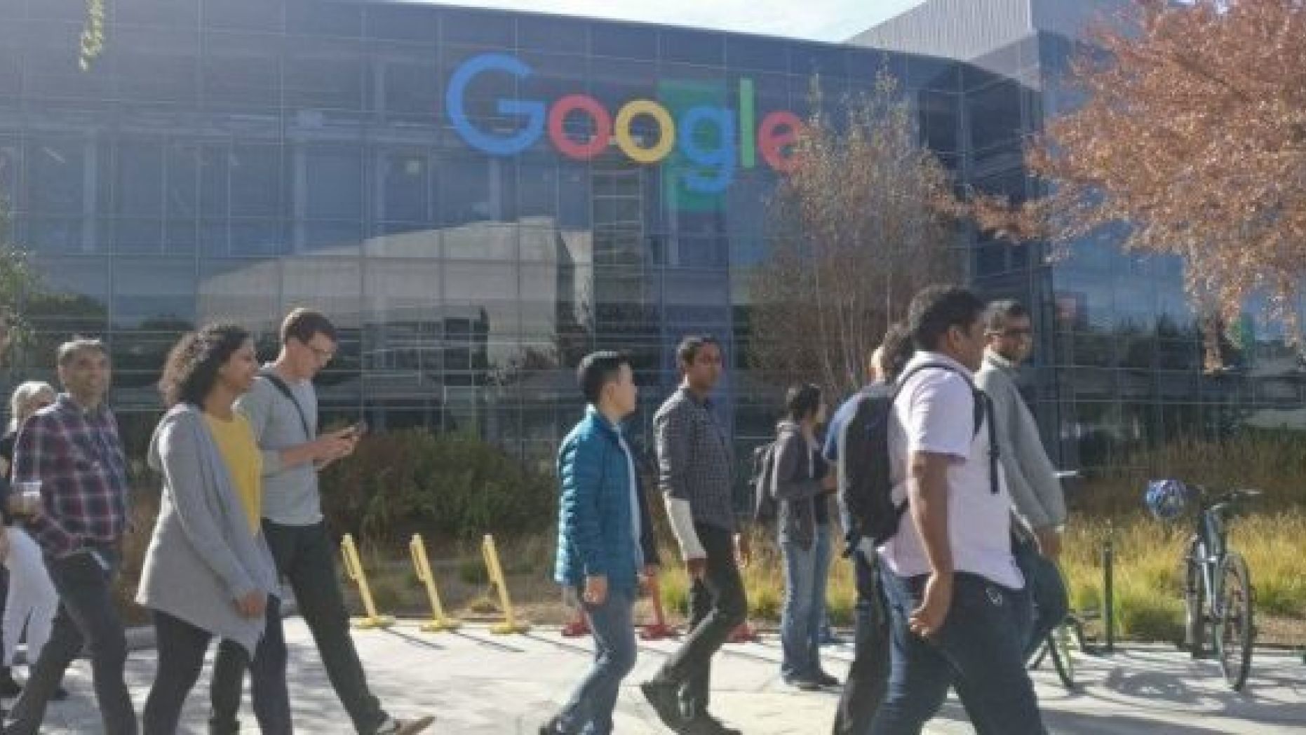 The infected  "Googler," entered the building in Mountain View on April 4.