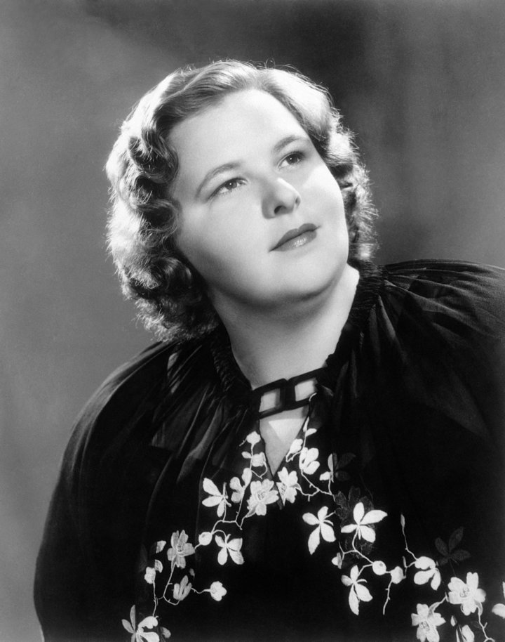American singer Kate Smith poses in this undated photo.&nbsp;