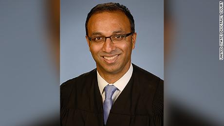 Who is Amit Mehta, the judge overseeing the standoff over Trump&#39;s financial records?