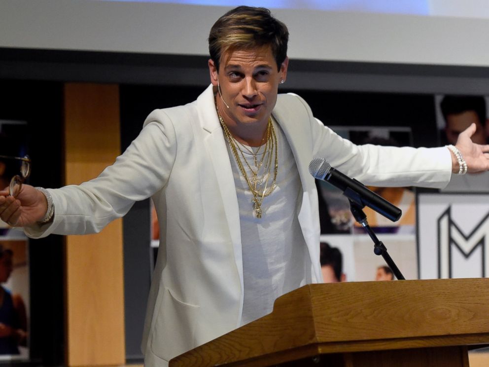 PHOTO: Milo Yiannopoulos speaks on campus at the University of Colorado in Boulder, Colo., Jan. 25, 2017.