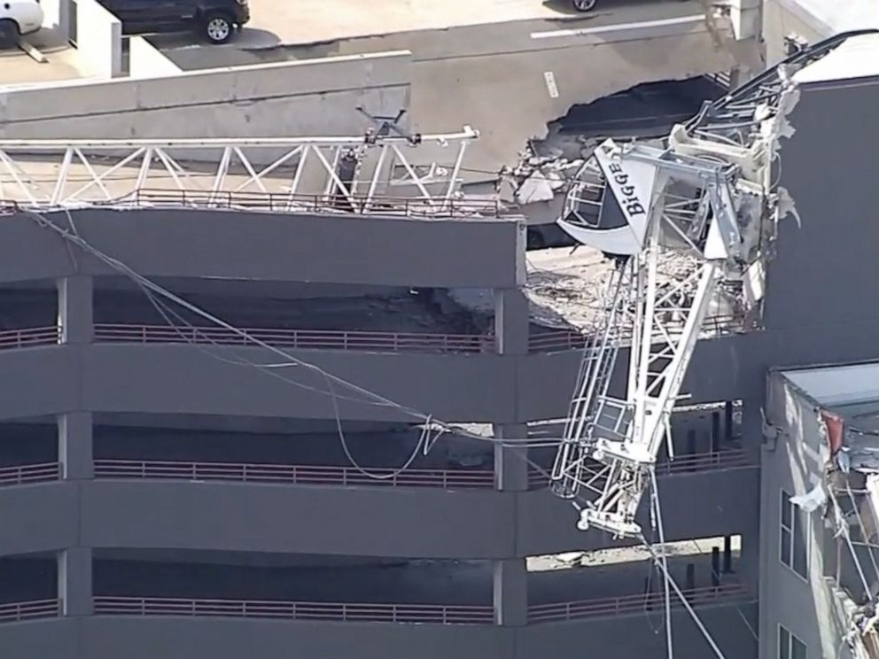 PHOTO: A crane collapsed in Dallas, Texas, June 29, 2019.