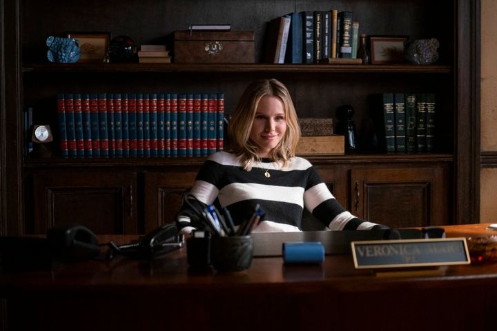 If &ldquo;Veronica Mars&rdquo; is going to live another day, romance shouldn&rsquo;t be the heartbeat of the show.