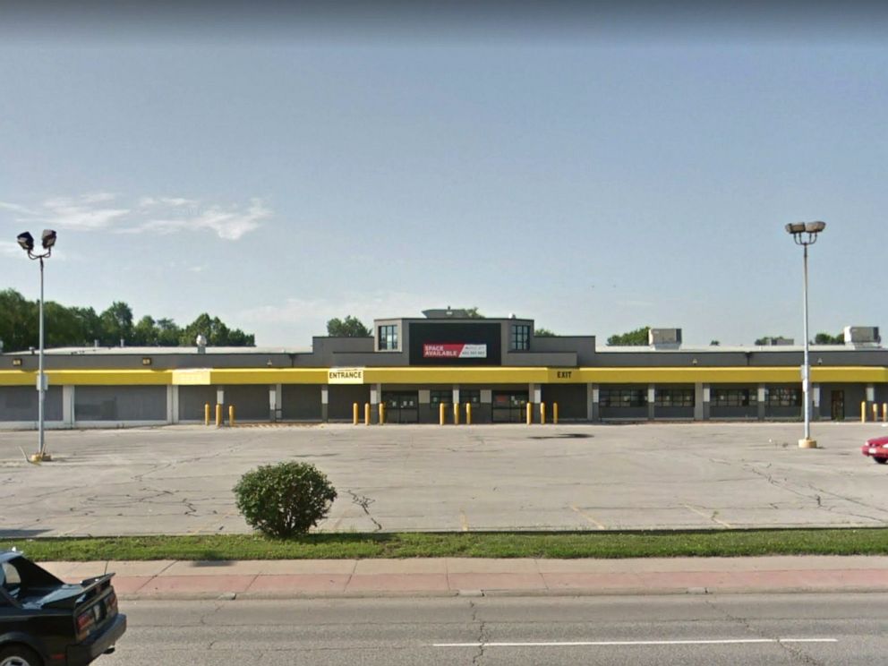 PHOTO: The former location of the No Frills Supermarket in Council Bluffs, Iowa.