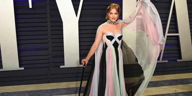 Selma Blair arrives at the Vanity Fair Oscar Party.