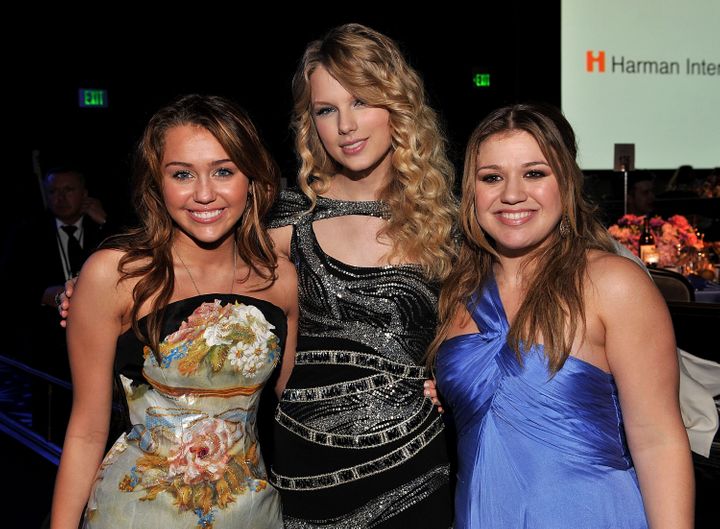 Miley Cyrus, Taylor Swift and Kelly Clarkson attend the 2009 Grammy's Salute To Industry Icons honoring Clive Davis on Feb. 7