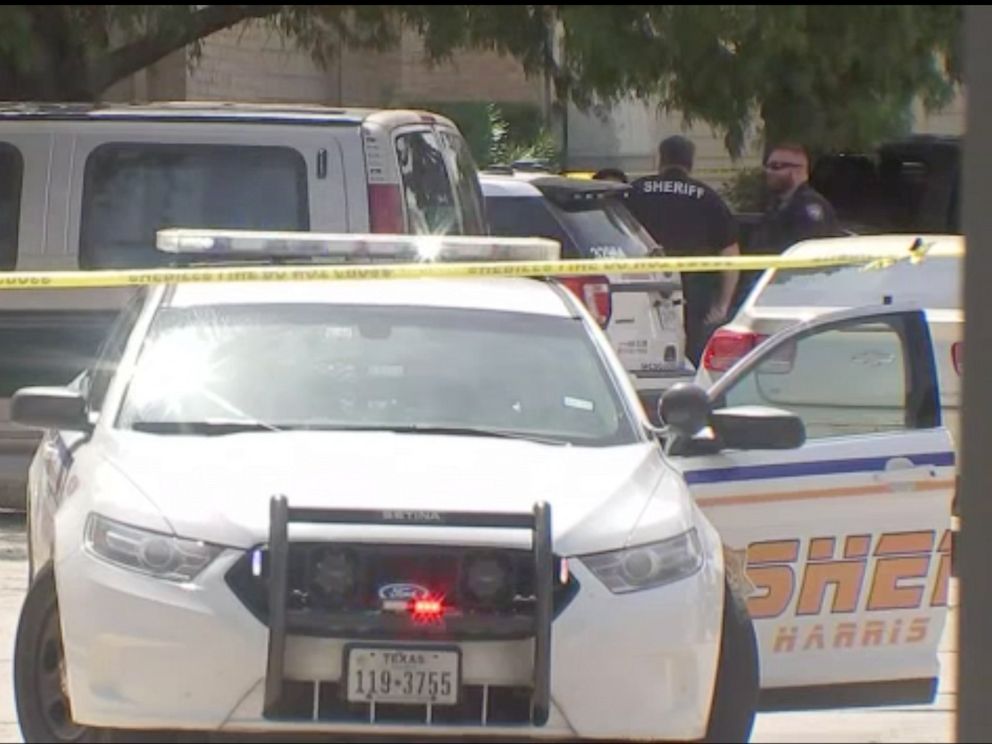 PHOTO: Two adults and a child are dead in possible murder-suicide in Houston, Texas.