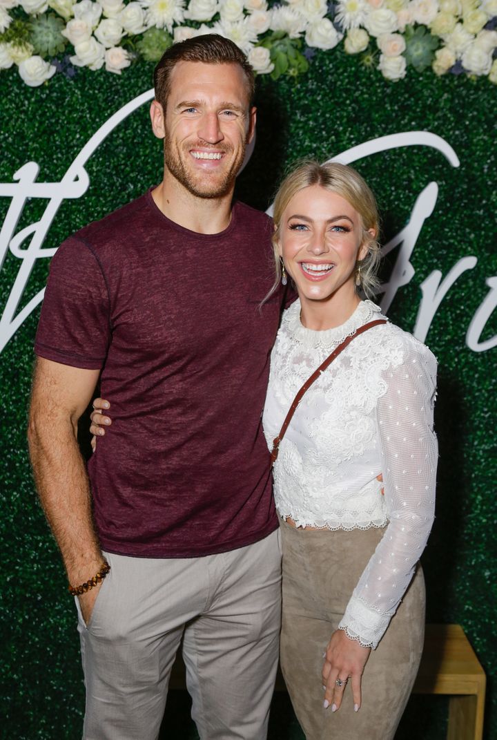Brooks Laich and Julianne Hough attend the Paint &amp; Sip &amp; Help event to benefit Children's Hospital Los Angeles on Oct