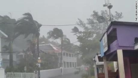 Witnesses describe scenes of devastation as Dorian batters the Bahamas