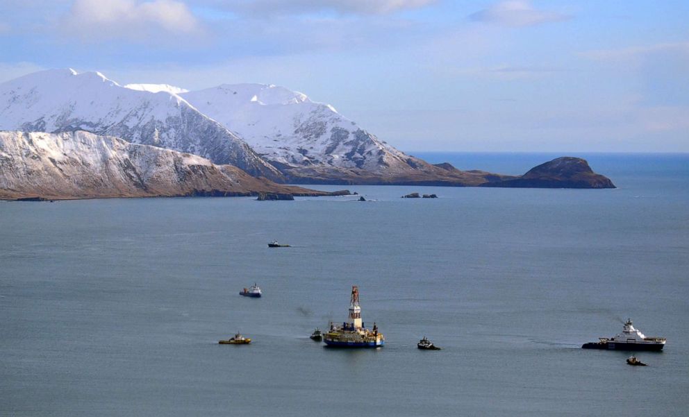 PHOTO: A floating drill rig off Kodiak Island in Alaskas Kiliuda Bay, Jan. 7, 2013.