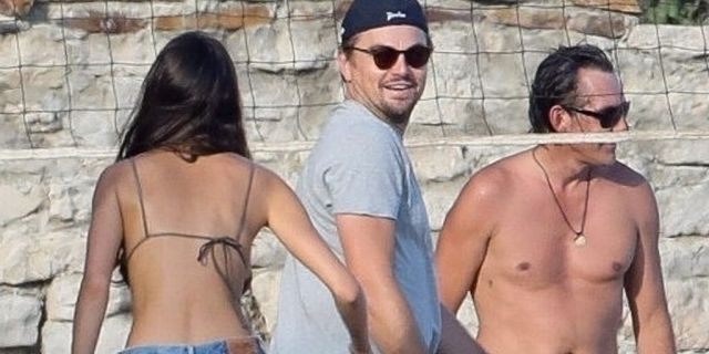 The couple was spotted playing volleyball with April Love Geary and other friends at the beach. 