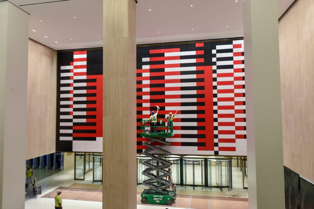 The freshly installed replica of Josef Albers's 'Manhattan' at 200 Park Avenue. 