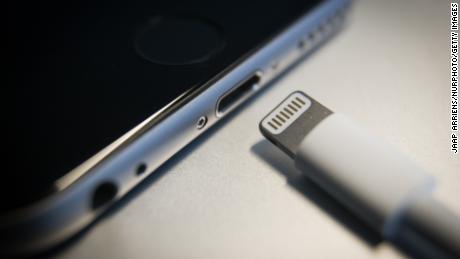Apple may be ditching the lightning charging cable for some iPhones by 2021, analyst says