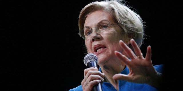 Elizabeth Warren issued a statement affirming a report that Bernie Sanders once told her he doesn't believe a woman can be president.