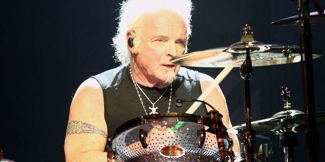 LOS ANGELES, CA - FEBRUARY 10: Joey Kramer perform during Steven Tyler's Second Annual GRAMMY Awards Viewing Party to benefit Janie's Fund presented by Live Nation at Raleigh Studios on February 10, 2019 in Los Angeles, California. (Photo by Tommaso Boddi/Getty Images for Janie's Fund)