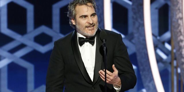 Actor Joaquin Phoenix called out fake Hollywood climate activists during his Golden Globes acceptance speech. 